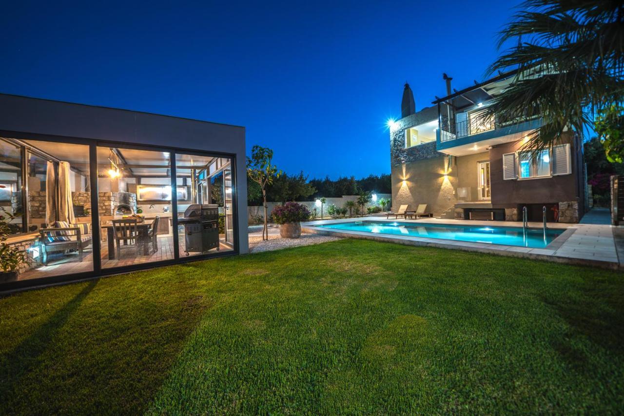 קיסאמוס Petronila Luxury Villa With Heated Private Pool מראה חיצוני תמונה